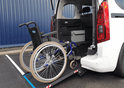 Rangement fauteuil handicapé Montpellier, coffre de toit, transport - Auto  Handicap 34